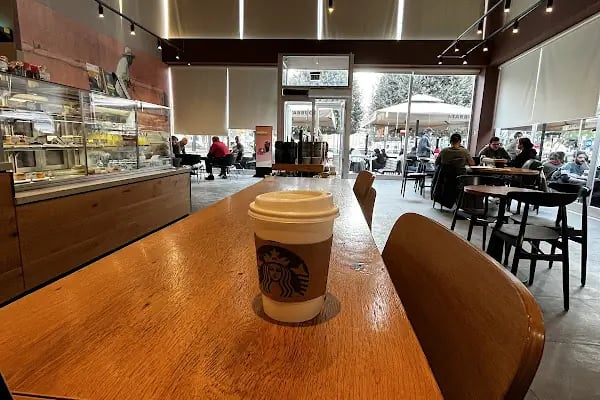 Starbucks Kurttepe - Resim 1
