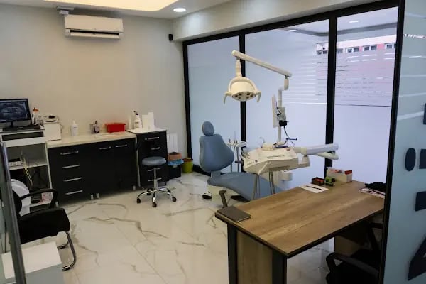 ÖZEL KEŞİF DENT AĞIZ VE DİŞ SAĞLIĞI POLİKLİNİĞİ - Resim 17
