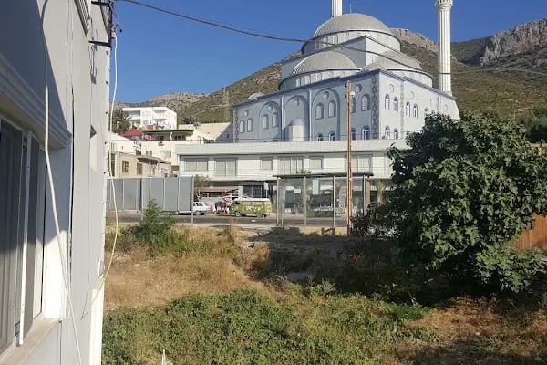 Aydıncık Merkez Cami - Resim 3