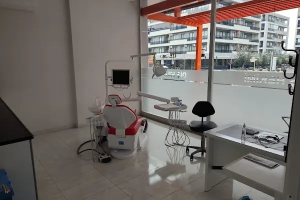 Diş Hekimi Refet GÜNEŞ - Resim 5