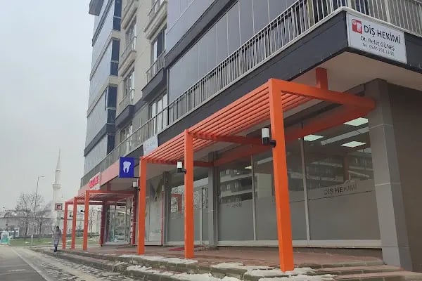 Diş Hekimi Refet GÜNEŞ - Resim 2