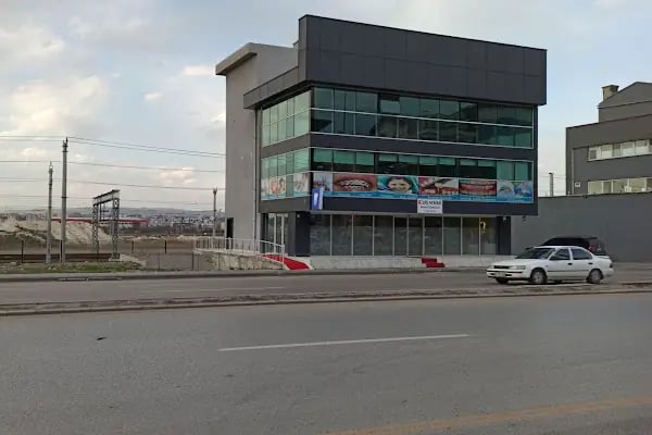 Hakim Türkoğlu - Ankara Diş -Etimesgut İmplant -Zirkonyum - Resim 5