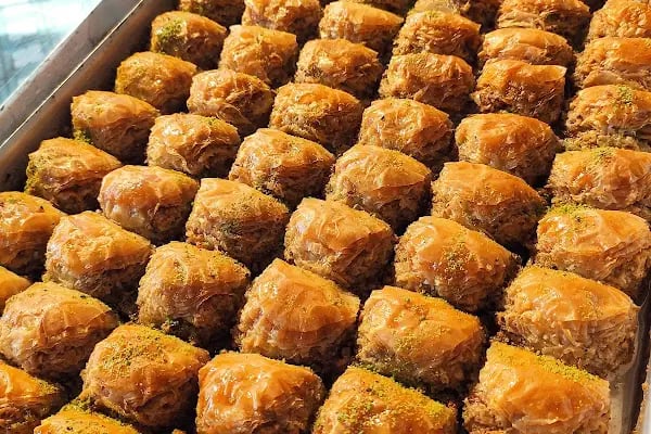 YİĞİT AKÇAABATLI EKMEK FIRINI - Resim 14