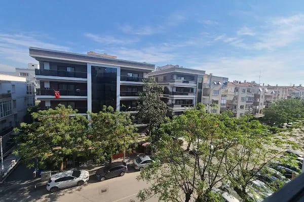 Renk Karşıyaka - Resim 1
