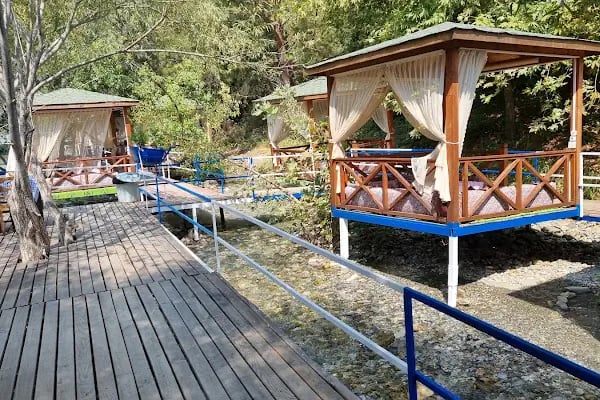 Dim Çayı Otantik Göl Piknik - Resim 5