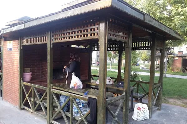 Meram Karaaslan Hadimi Parkı - Resim 16